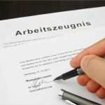 Beurteilung Praktikum Vorlage Kostenlos Erstaunlich Einfaches Arbeitszeugnis › Der Mustermann