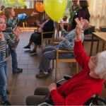 Biografiearbeit Mit Alten Menschen Vorlagen Fabelhaft Ungewöhnliche Freundschaft Beim Projekt Generationsbrücke