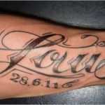 Gedenk Tattoos Vorlagen Beste Tattoo Mit Initialen Und Sternen B J Initialen Gedenk