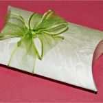 Geschenkverpackung Basteln Vorlage Erstaunlich Geschenkbox Basteln Pillow Box Für Geldgeschenke Und