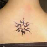 Hals Tattoo Vorlagen Männer Gut Kleine Tattoos Nacken Vorlagen