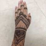 Henna Tattoo Vorlagen Männer Inspiration Tattoovorlage Hennaverzierungen Auf Der Hand