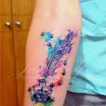 Hunde Tattoos Vorlagen Beste Watercolor Feather Inkpot Tattoo forearm