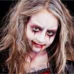 Kinderschminken Halloween Vorlagen Fabelhaft Vampir Schminkanleitung Für Kinder Halloween