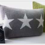 Kissen Häkeln Vorlage Wunderbar Strickanleitung Kissenbezug Mit Sternen