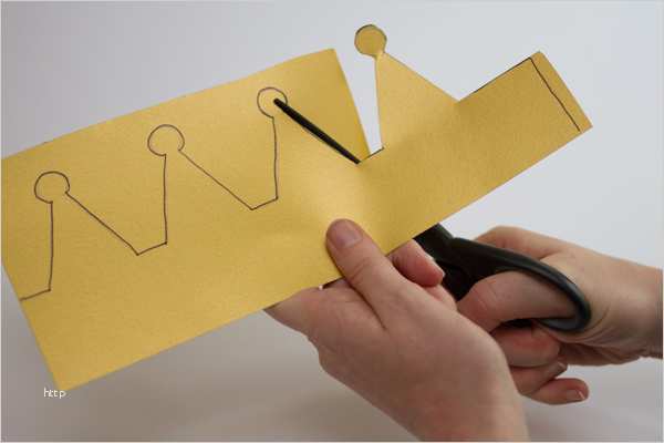 Krone Vorlage Zum Ausdrucken Großartig Krone Basteln Geburtstagskrone Basteln Kribbelbunt