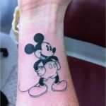 Mickey Mouse Tattoo Vorlage Genial 13 Abstract Cartoon Wrist Tattoos