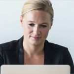 Mitarbeitergespräch Selbsteinschätzung Vorlage Inspiration Selbsteinschätzung Wie Gut Kennen Sie Sich Selbst Personio