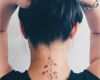 Nacken Tattoos Männer Vorlagen Erstaunlich Schöne Tattoos Blumen Sind Am Beliebtesten Bei Den Frauen