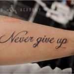 Never Give Up Tattoo Vorlagen Genial Татуировки надписи с переводом новейшие шрифты для тату