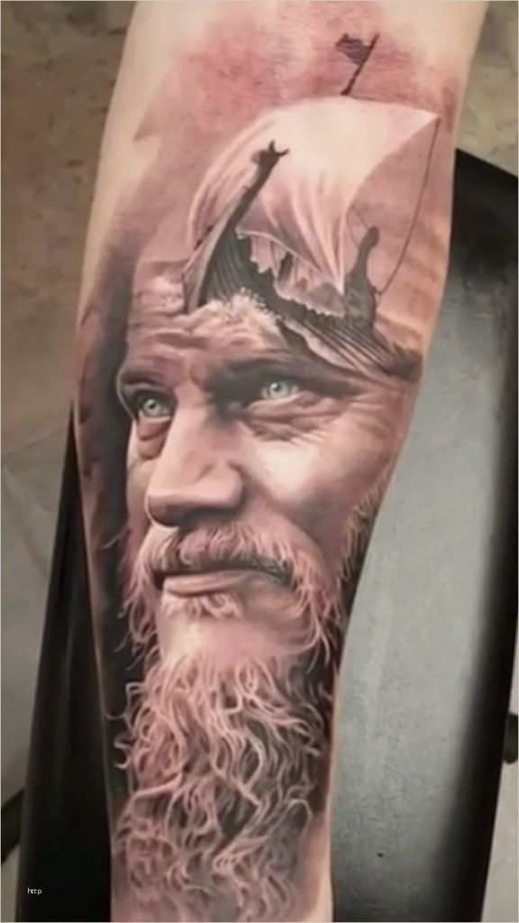 Odins Raben Tattoo Vorlagen Erstaunlich Raben Tattoo Symbolik Weisheit