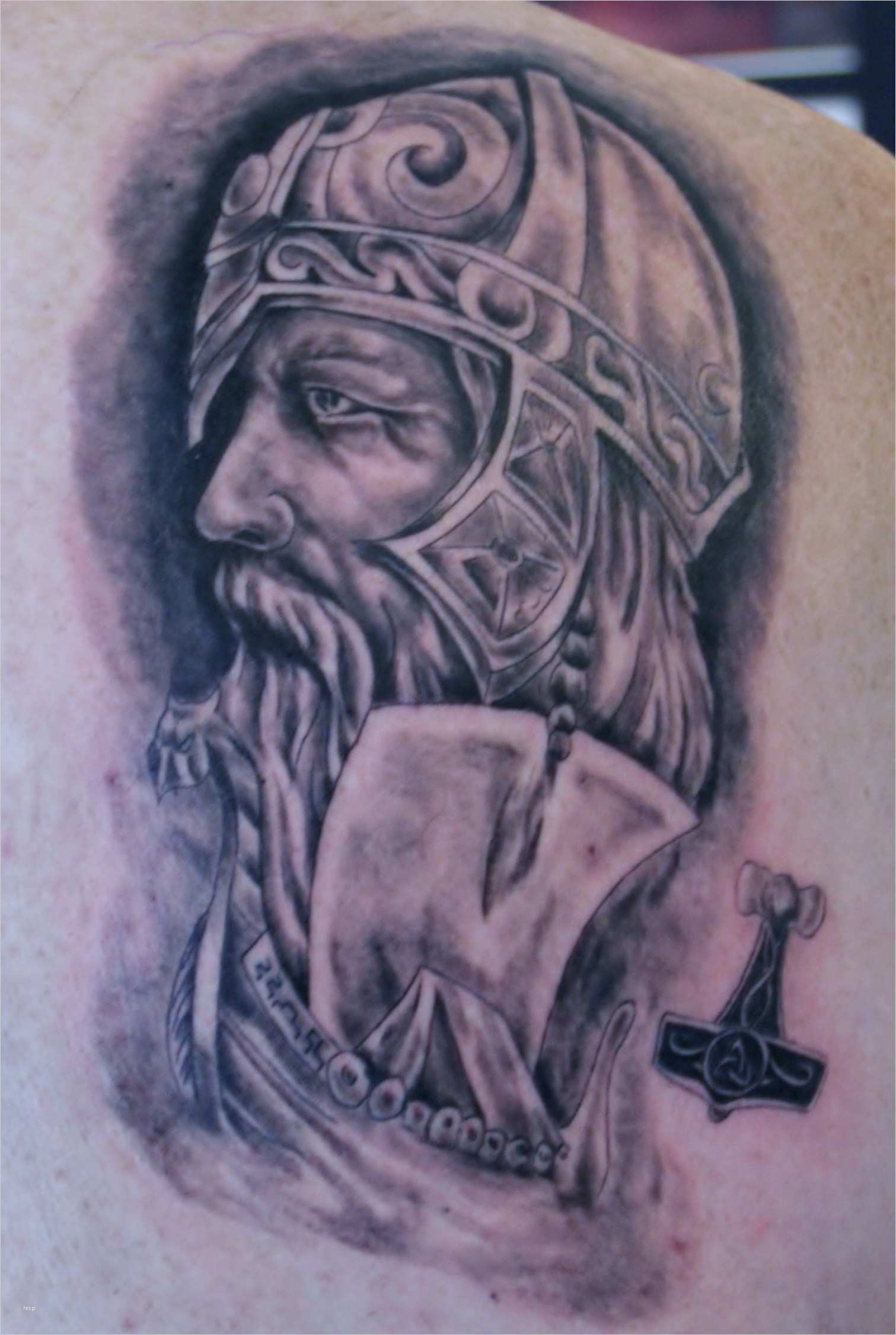 Odins Raben Tattoo Vorlagen Inspiration Raben Tattoo Symbolik Weisheit