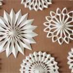 Papiersterne Schneiden Vorlagen Süß Material · Weißes Papier · Klebstoff · Weißen Bindfaden