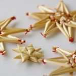 Strohsterne Basteln Vorlagen Genial Fensterdeko Zu Weihnachten Strohsterne Basteln