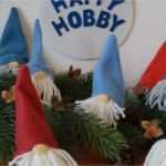 Tannenzapfen Basteln Vorlagen Genial Wichtel Basteln Aus Tannenzapfen Fleecedecke Wolle Und