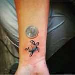 Tattoo Schildkröte Vorlagen Erstaunlich Sea Turtle On Wrist by Chris Bishop Tattoos