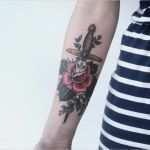 Tattoo Unterarm Innenseite Vorlagen Frau Angenehm Unterarm Tattoo Für Frau 47 Ideen Für Schöne Motive