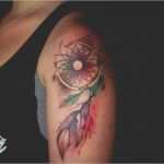 Tattoo Vorlagen Frauen Oberarm Bewundernswert Tattoo Bilder Und Ideen Für Selbst Gezeichnete Motive