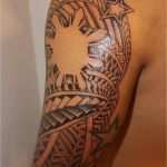 Teufelchen Tattoo Vorlagen Inspiration 37 Oberarm Tattoo Ideen Für Männer Maori Und Tribal Motive