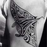 Vorlagen Für Männer Genial Oberarm Tribal Tattoo Mit Manta Fisch Für Männer