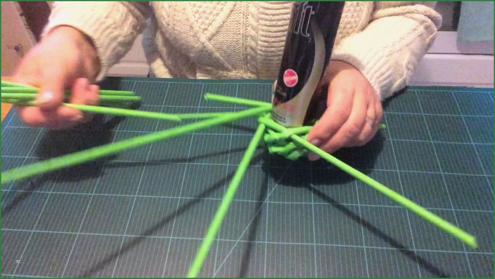Flechten Mit Papier Vorlagen Beste Kränze Flechten Aus Papier Röllchen Wie Fange Ich Das An