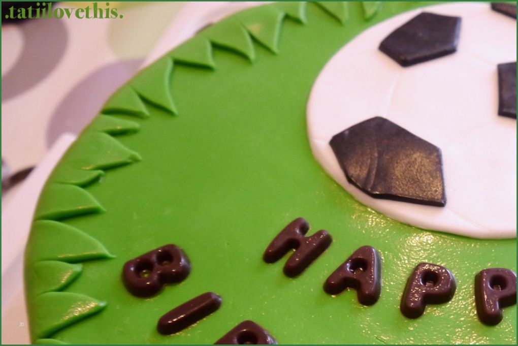 Fussball Fondant Vorlage Genial …motiv torte Fußball ♥ – Tatiilovethis