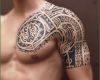 Maorie Tattoo Oberarm Vorlagen Wunderbar Maori Tattoo Am Oberarm Und Brust Für Männer