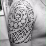Maorie Tattoo Oberarm Vorlagen Wunderbar Polynesische Maori Tattoos Bedeutung Der Tribalsmotive