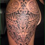 Maorie Tattoo Oberarm Vorlagen Wunderbar Schildkröten Sind Oft Bei Maori Tattoos Zu Sehen